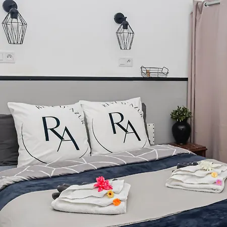 Дом отдыха Reve D'azur De La Nartelle - Maxime - 2 - Piscine Partagee - Parking- Barbecue
