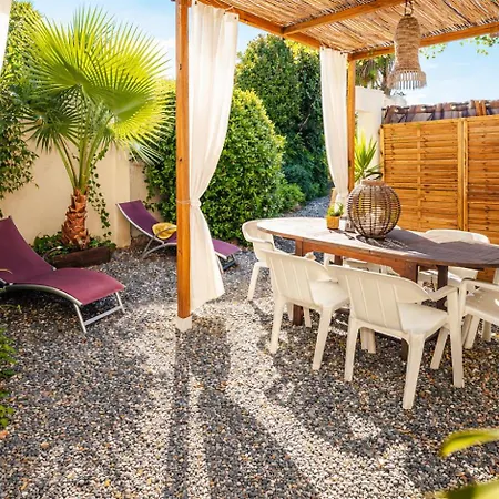 Maison Julia- De La Nartelle 200m -terrasse - Piscine Au Sel - Parking - Bbq - Check-in 17h-20h Maximum- Calme&détente Rêve D'azur Maxime *